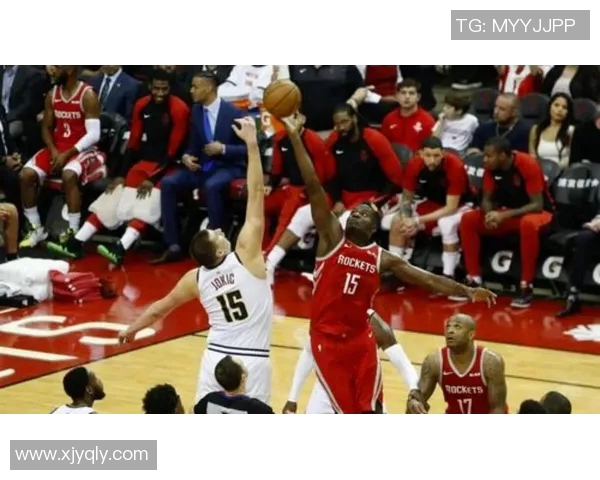 火箭与雷霆在2016至2017赛季季后赛中的激烈对决与精彩瞬间回顾