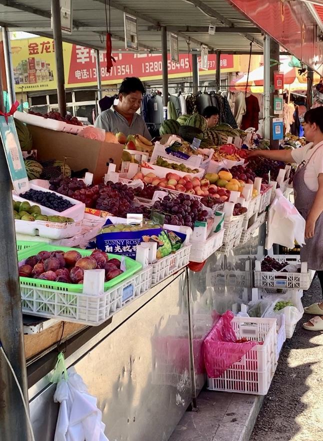 秋季时令水果上市丰富市民“果盘子”(图2)